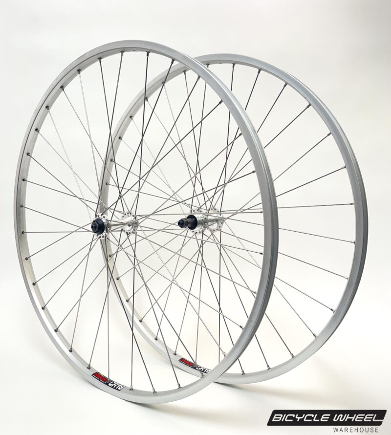 Sun CR18 27'' X 1 1/8 - 1 1/4 Road Wheel Set